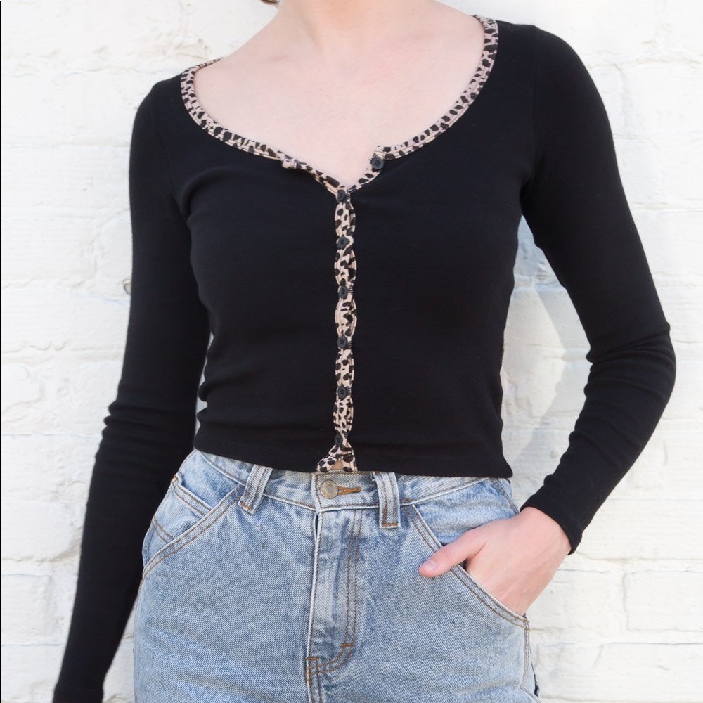 Brandy Melville Cheeta Print Zelly Long Sleeve